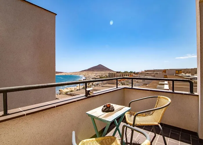 아파트 Alquilaencanarias- Medano Spectacular Terrace And Sea Views B *